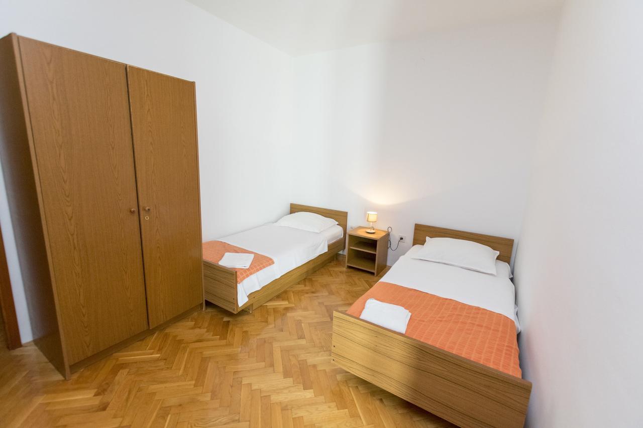 Apartments Jere Stipe Primošten Екстериор снимка
